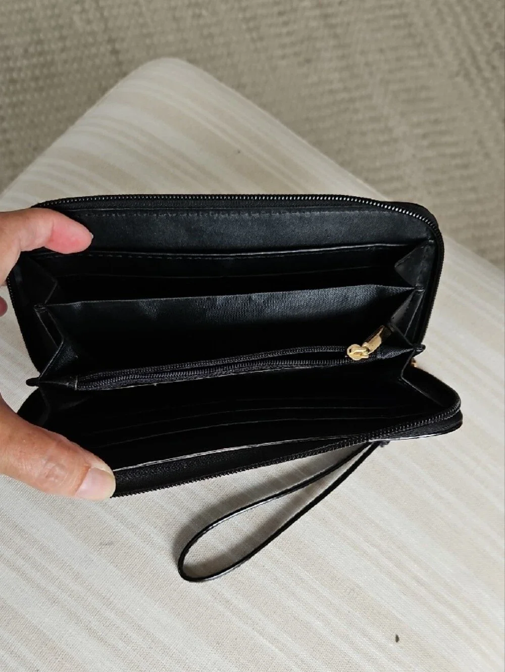 LANY Black Patent Large Satchel Handbag and Matching Wallet/ Wristlet